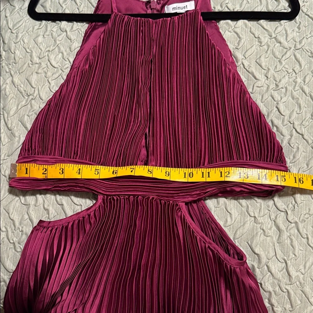 Minuet Plum satin pleated halter maxi dress size L 
( Maternity Optional ) - Picture 9 of 10